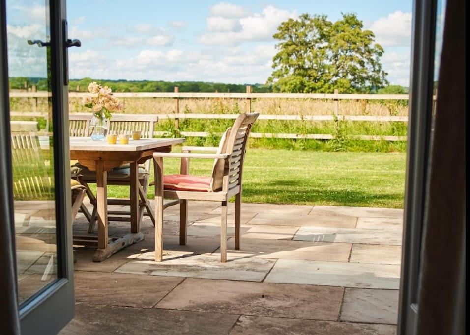 Stride'S Barn Vila Whiteparish Exterior foto